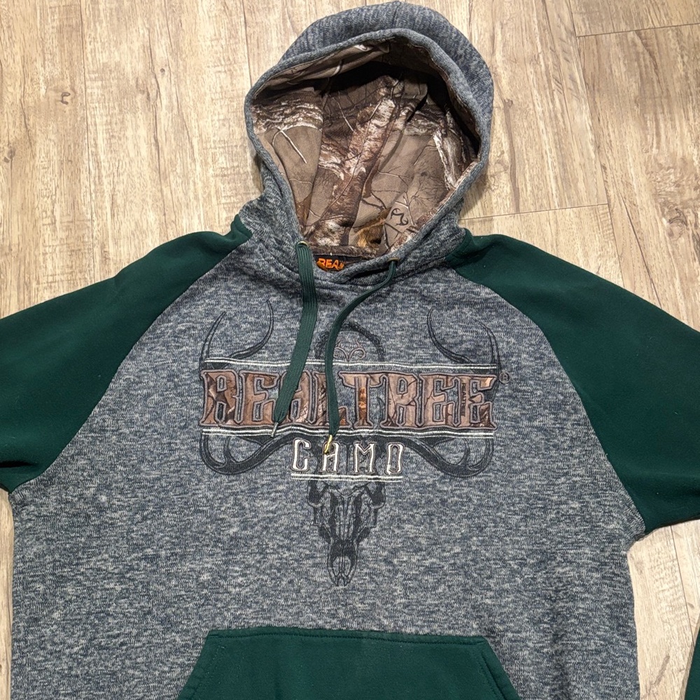Realtree Green & Gray Camo-Trim Pullover Hoodie - Picture 3 of 7